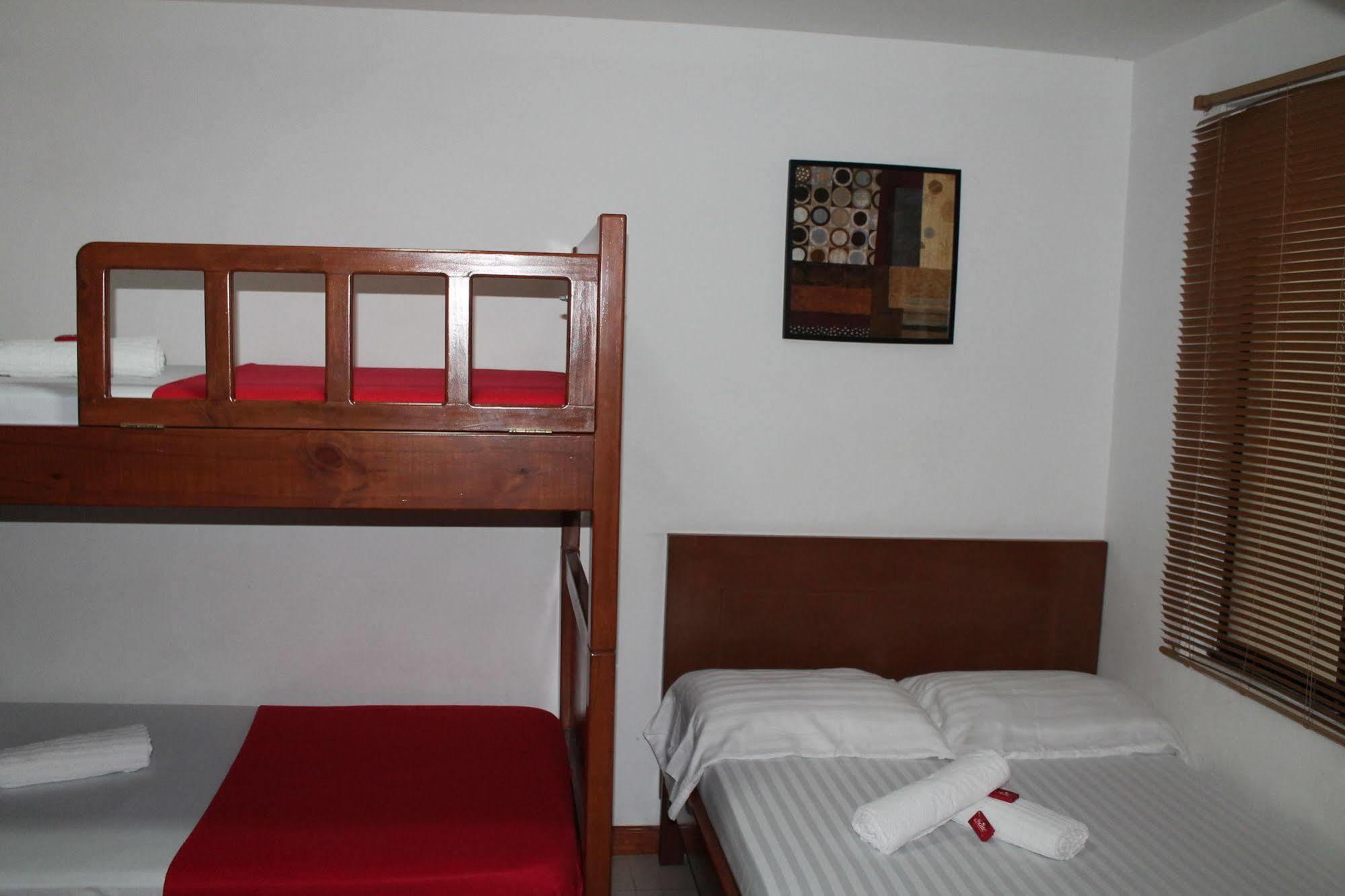 Pasadena Hostel Cali Exteriör bild